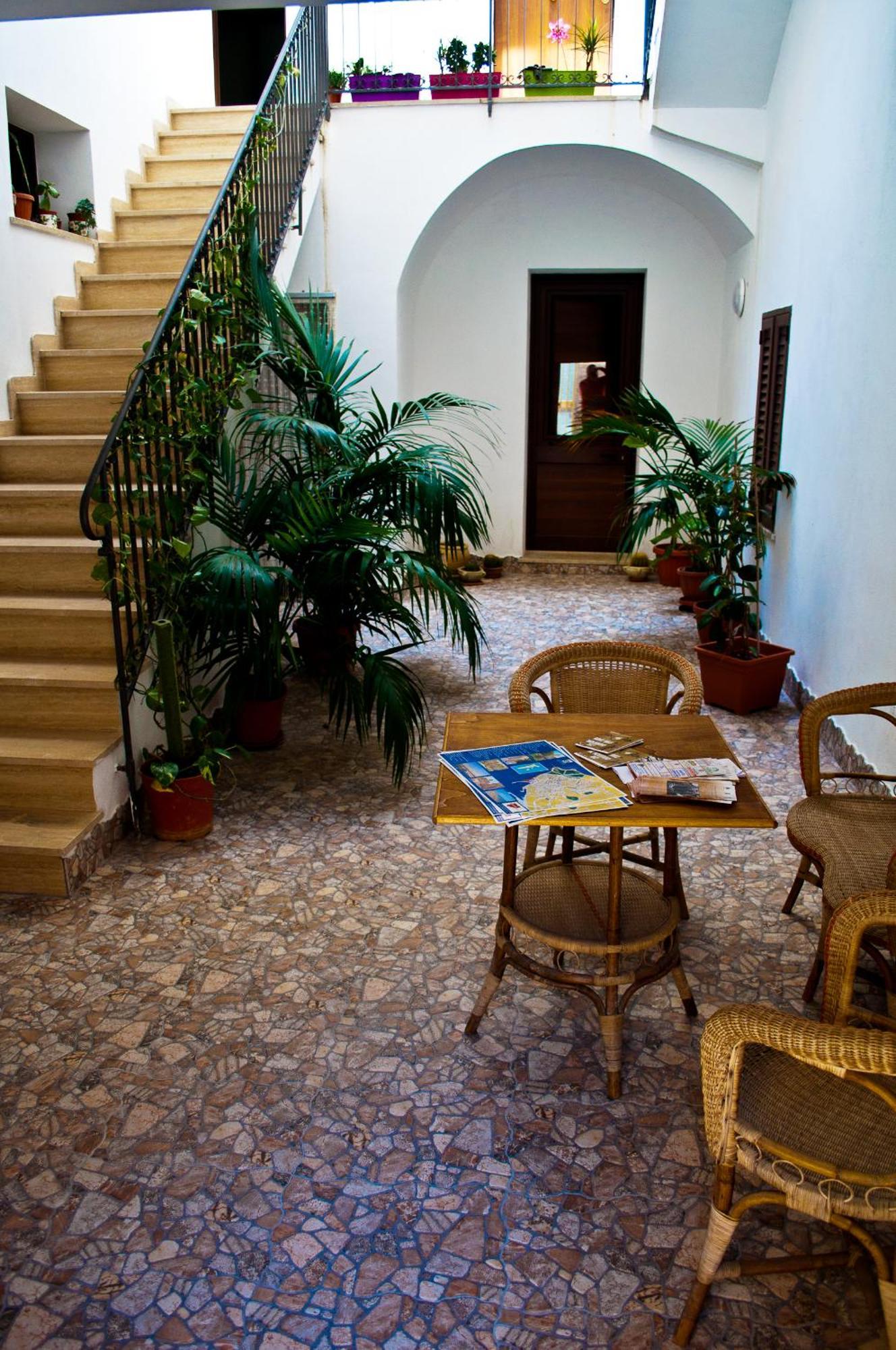 B&B Liberta Марсала Экстерьер фото